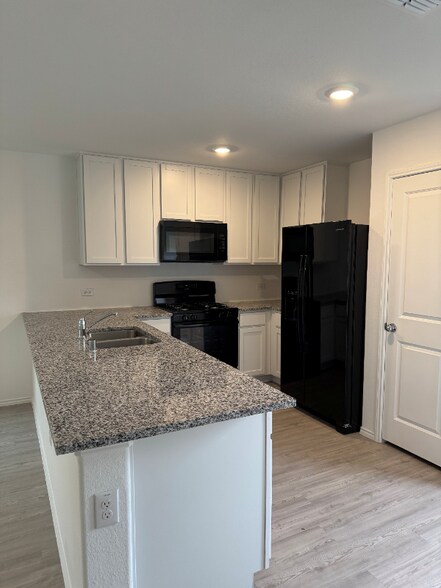 Building Photo - 11719 Bone Spg Dr