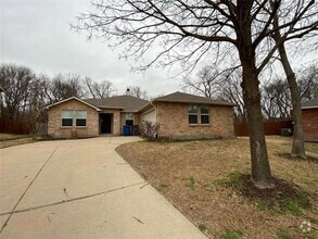 Building Photo - 2801 Prairie Ct