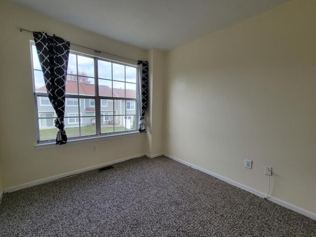 Building Photo - 1 Jodhpur Ct