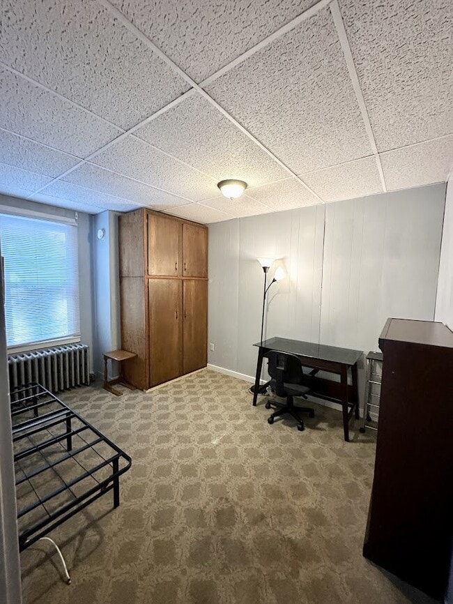 Building Photo - 12 Marshall St