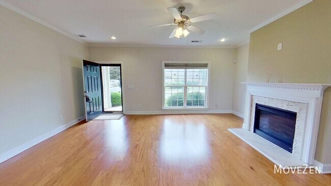 Building Photo - 307 Easterlin Way