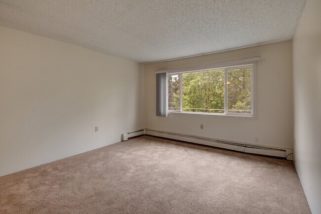 Building Photo - Taiga