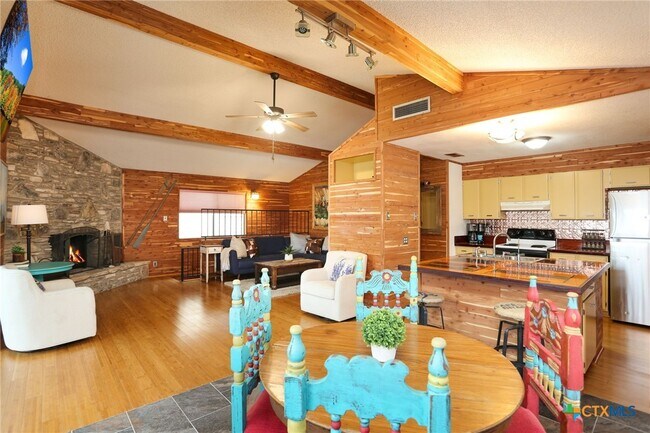 Building Photo - 1087 Driftwind Dr