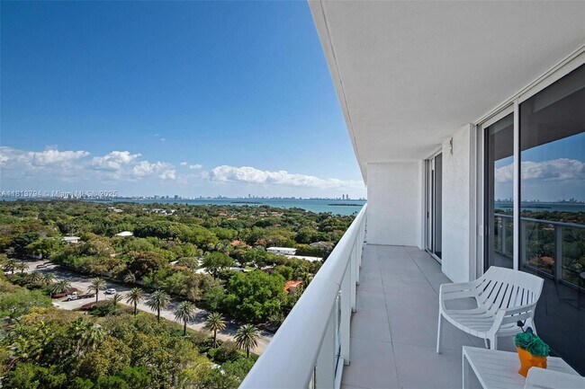 Building Photo - 4250 Biscayne Blvd