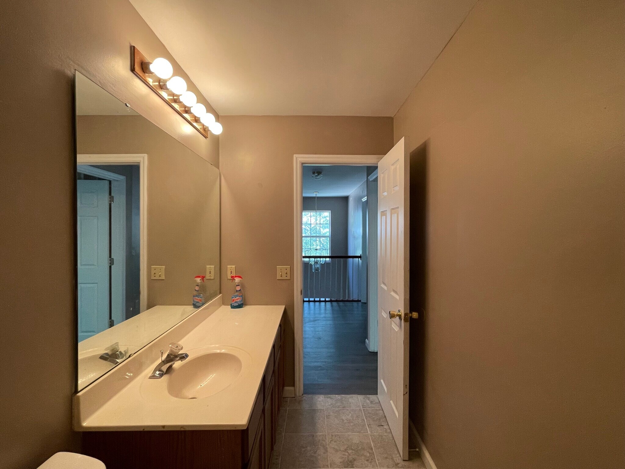 Building Photo - 636 Canary Estates Dr