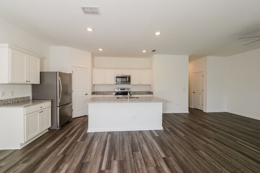 Building Photo - 984 Ocean Spray Dr