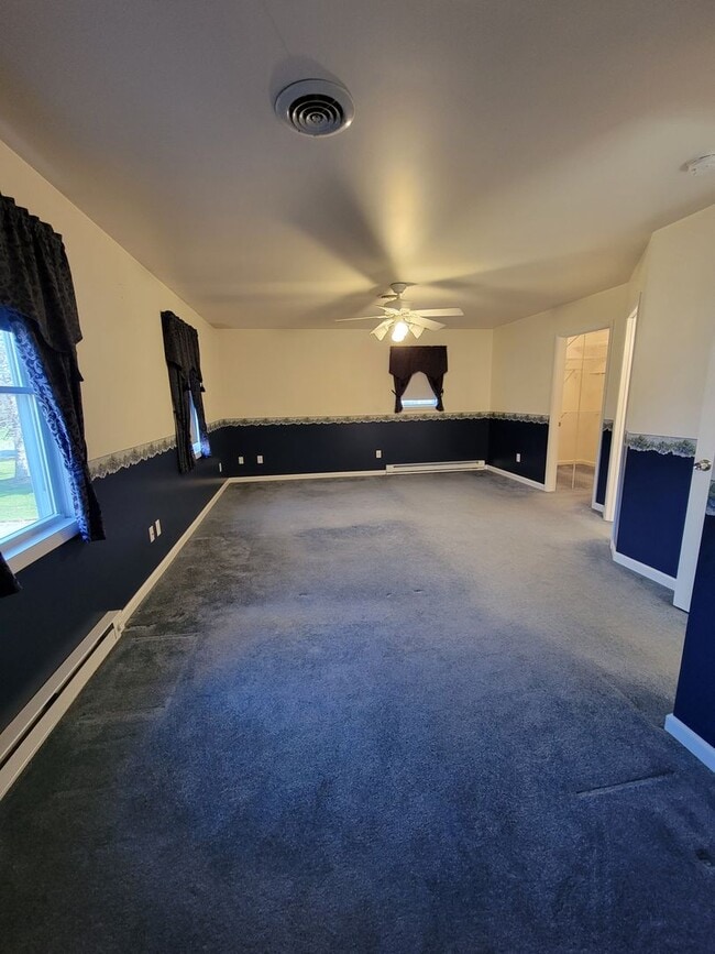 Building Photo - 7170 Ruritan Dr