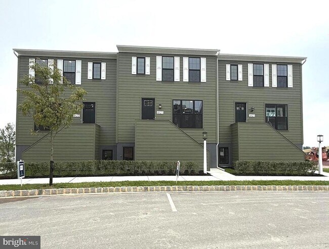 Building Photo - 4125 Ridgeview Ave