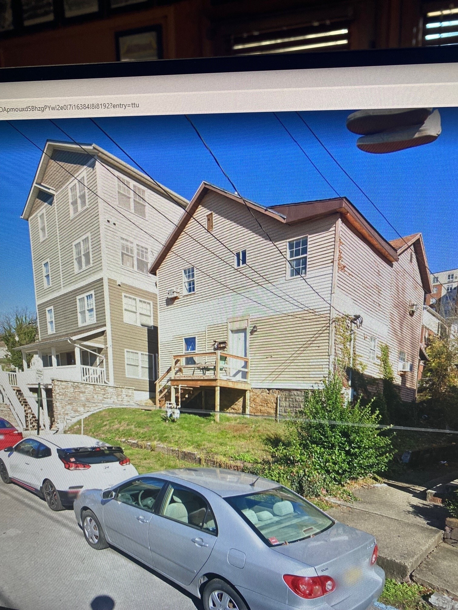 Building Photo - 240 McLane Ave