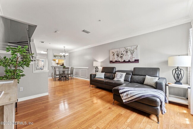 Building Photo - 343 E Church St