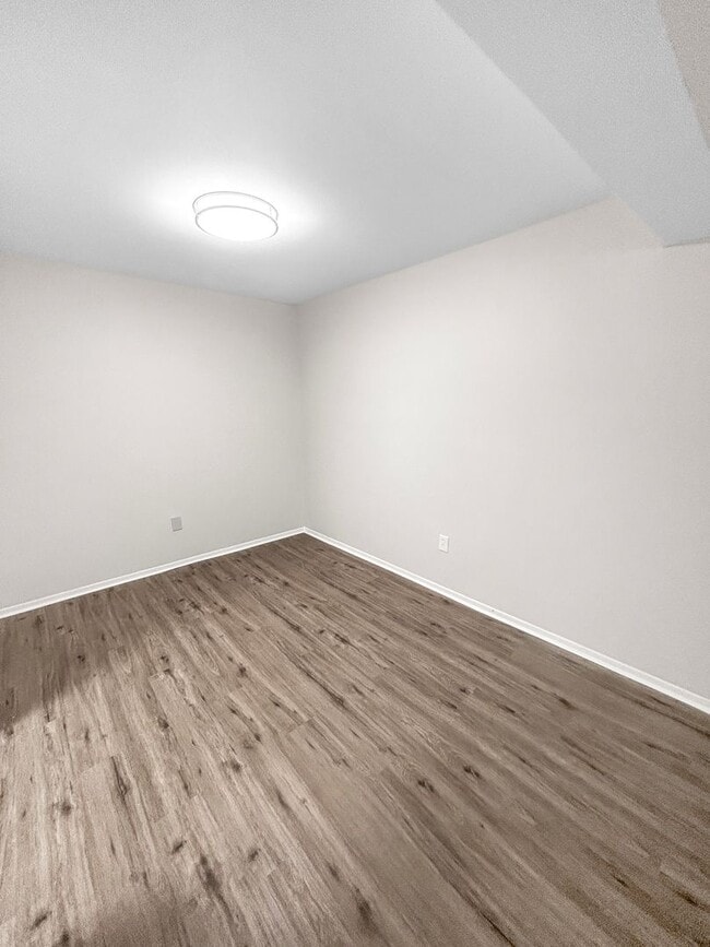 Building Photo - One Bedroom Condo in Moon Township!!