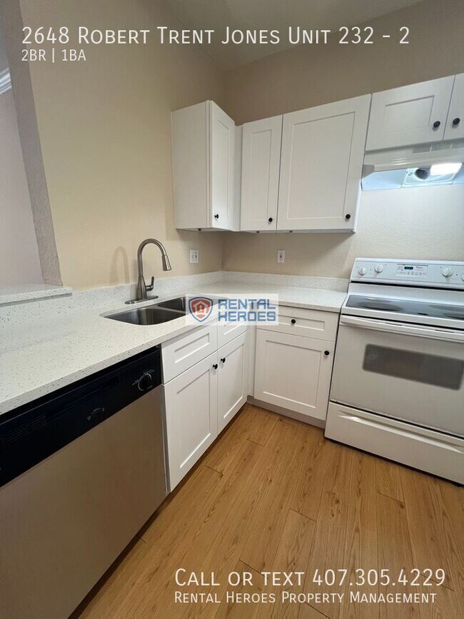 Building Photo - 2648 Robert Trent Jones Dr