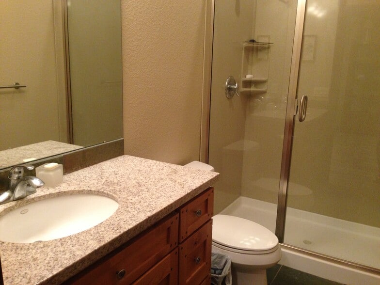 Building Photo - 2308 Fossil Trace Dr