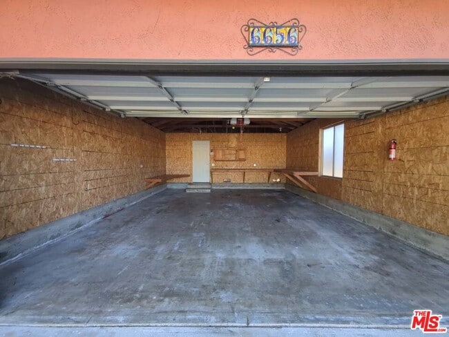 Building Photo - 6656 Swan St