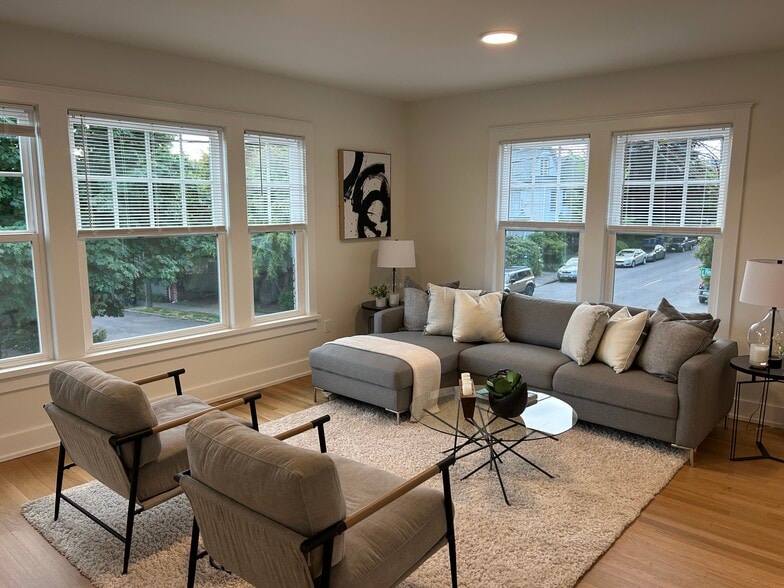 Primary Photo - Casa Nita Apts