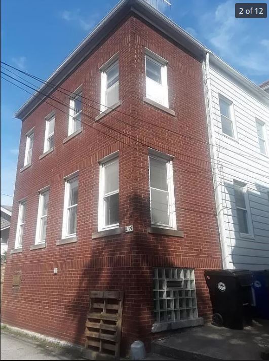 Building Photo - 2127 Prior Ct