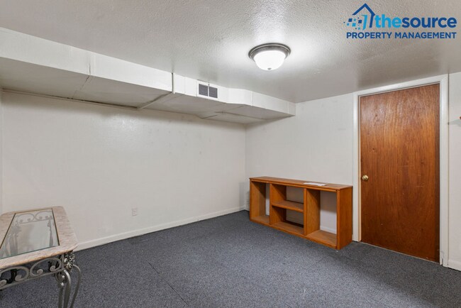 Building Photo - 1020 16th St