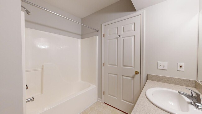 Building Photo - 2771 S Knightsbridge Cir