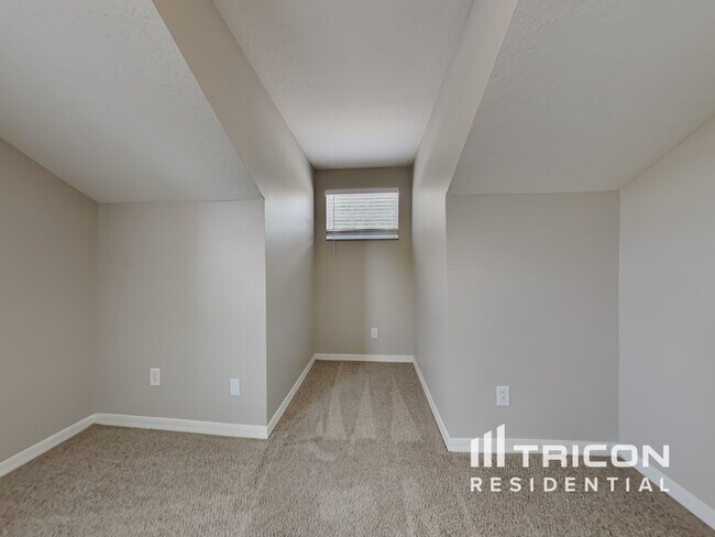 Building Photo - 7572 Oxford Garden Cir