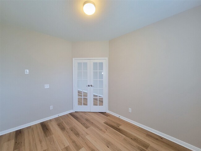 Building Photo - 6535 Dayridge Ln