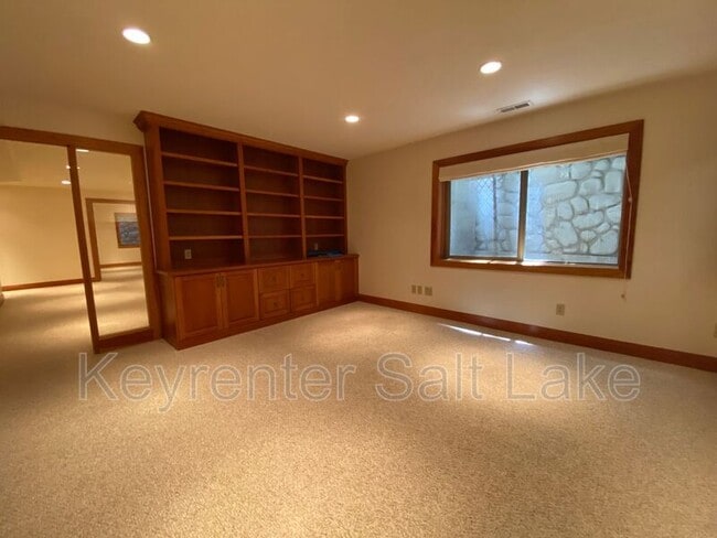 Building Photo - 2178 Netties Pl
