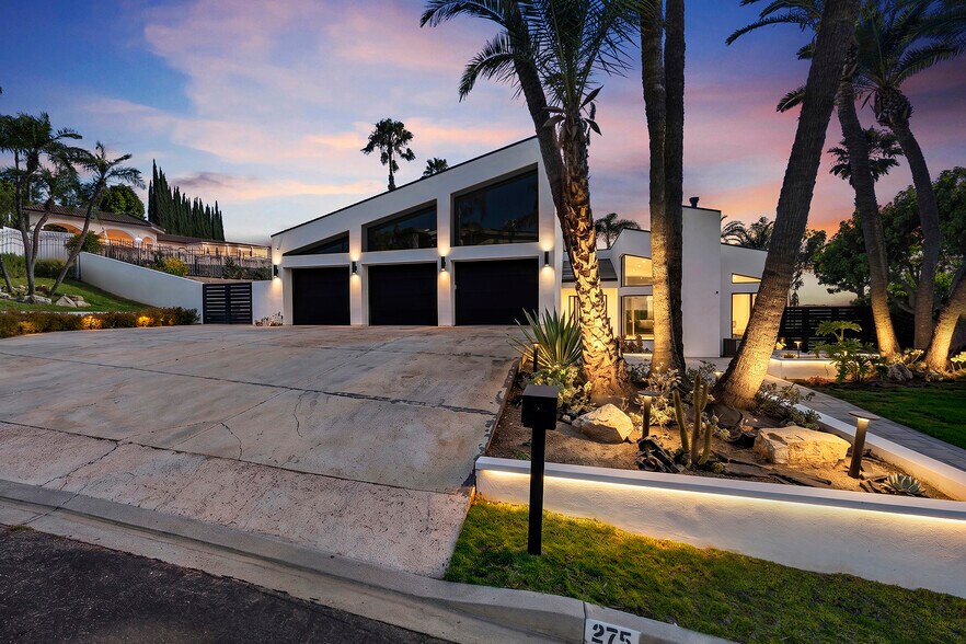 Building Photo - 275 S Owens Dr