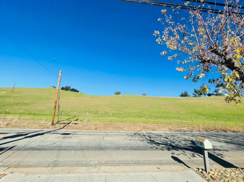 Building Photo - 3544 Clayton Rd