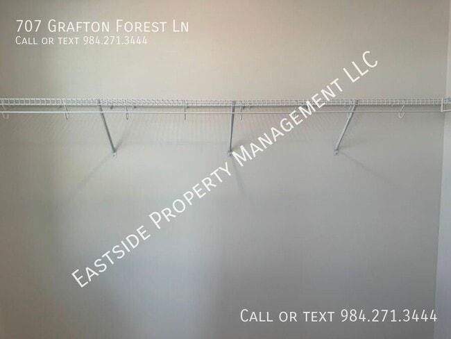 Building Photo - 707 Grafton Frst Ln