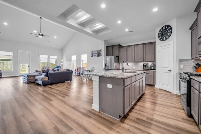 Building Photo - 2502 Ocean Key Dr