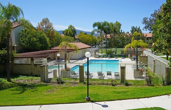 Building Photo - 28015 Sarabande Ln