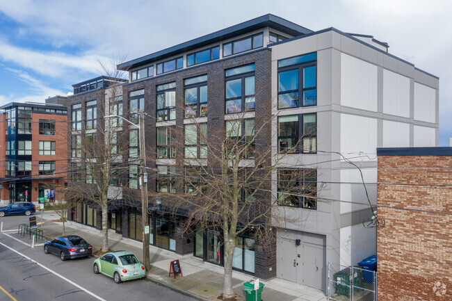 Building Photo - Phinney Flats