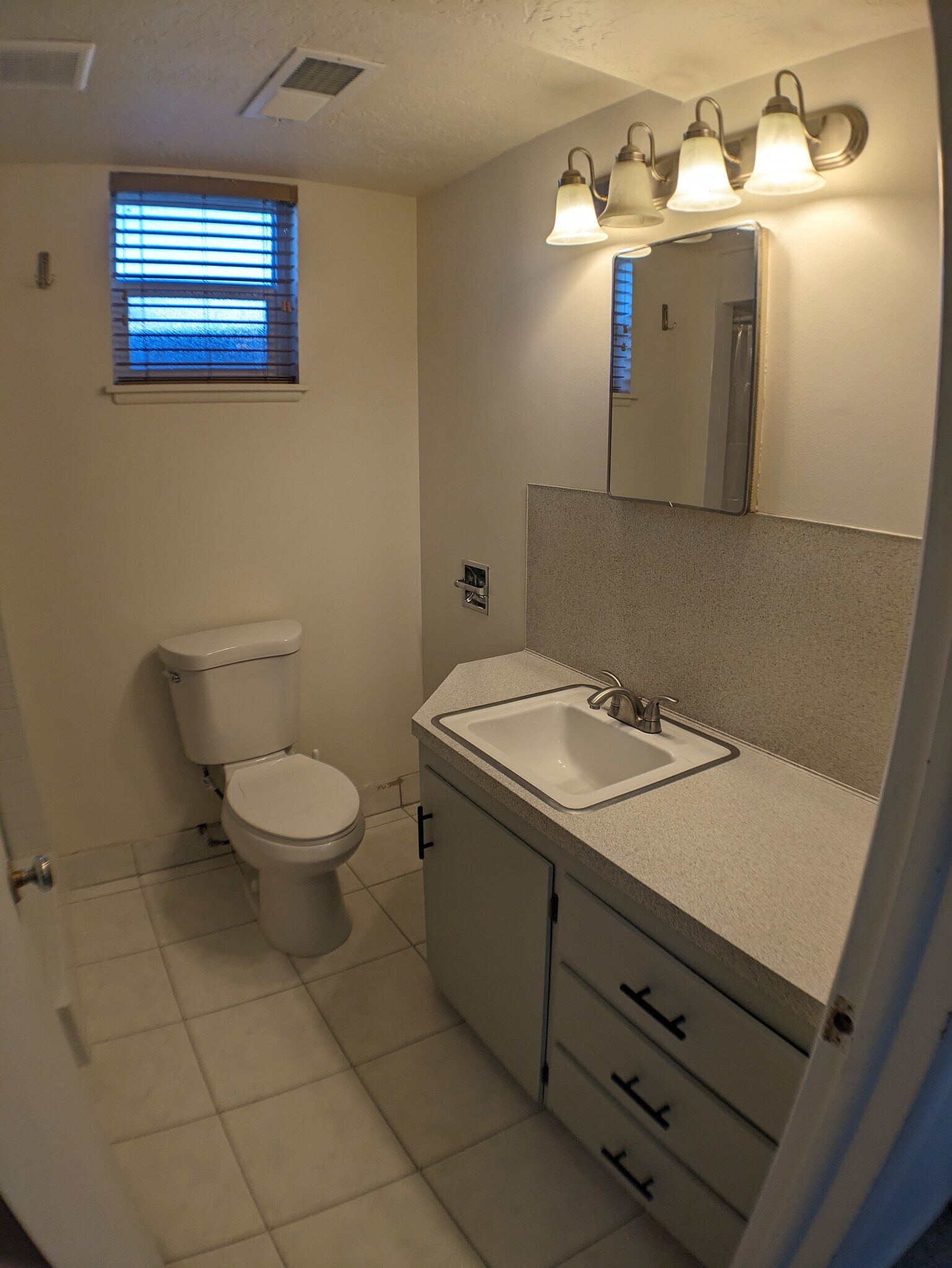 Building Photo - 5736 S Sagewood Dr