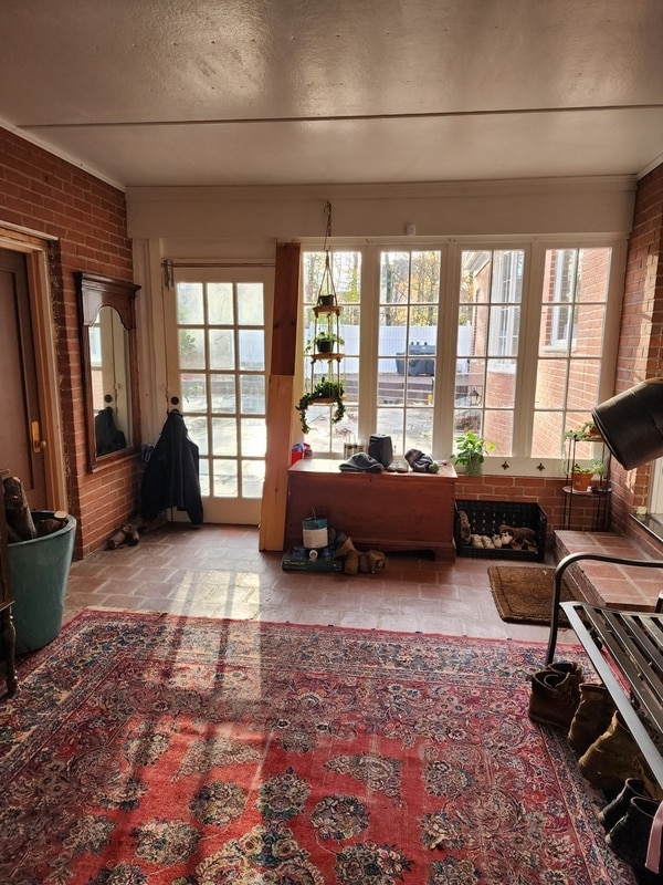 Building Photo - 5975 Old Washington Rd