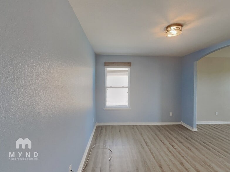 Building Photo - 286 Nandina Dr