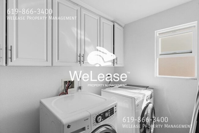 Building Photo - 2211 Antonio Dr