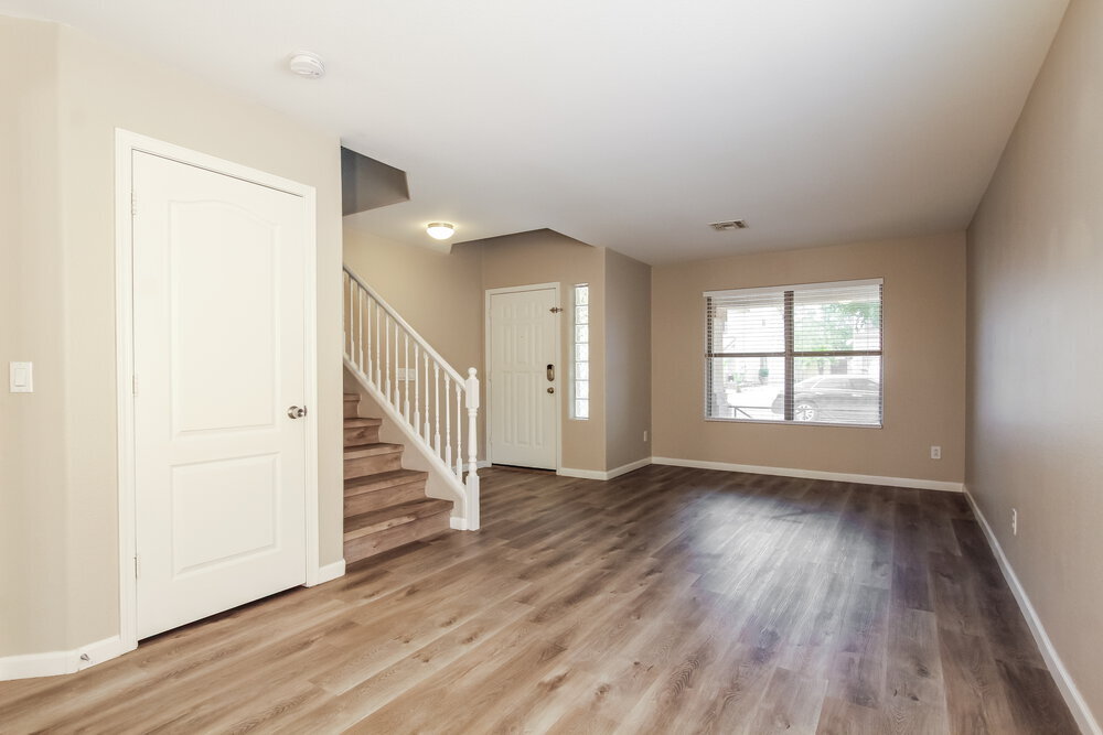 Building Photo - 2609 N 128th Dr