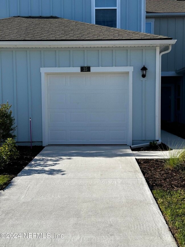 Building Photo - 35 Tidal Bch Ave