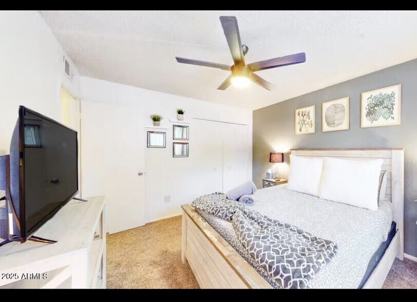 Building Photo - 3002 N 70th St