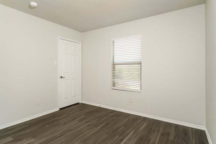 Building Photo - 8914 Gerald Ohara