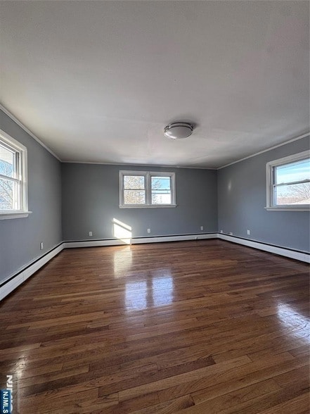 Building Photo - 1624 Teaneck Rd