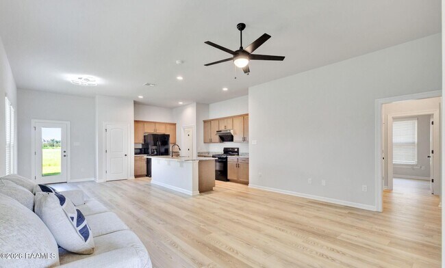 Building Photo - 221 Wakely Ct