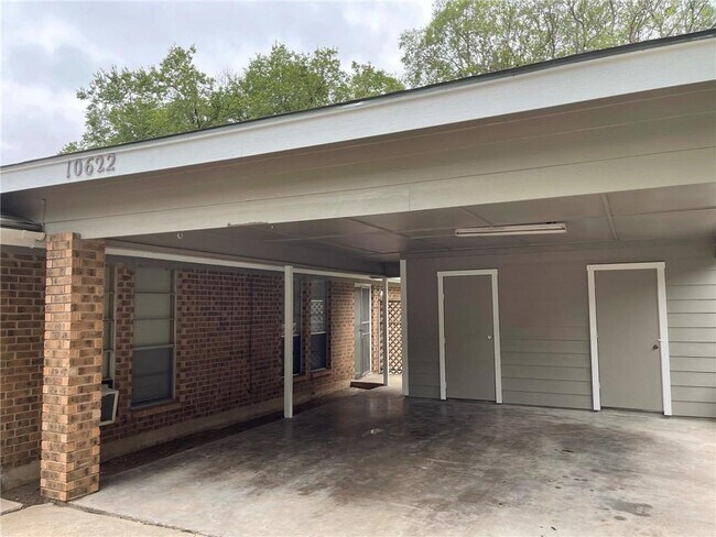 Building Photo - 10622 Golden Quail Dr