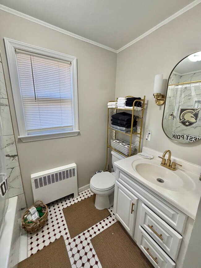 Building Photo - For Rent –Beautiful Home Minutes from West Point and Roe Park