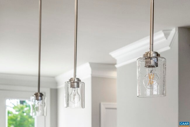 Building Photo - 5022 Lindley Pl