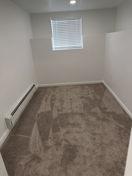 Building Photo - 414 E 1834 S