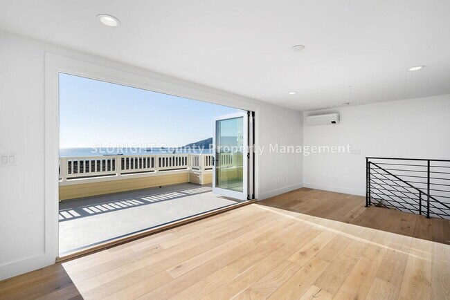 Building Photo - AVAILABLE JANUARY- Stunning Townhome in Avila Beach - 2 Bedroom / 2 Bathroom