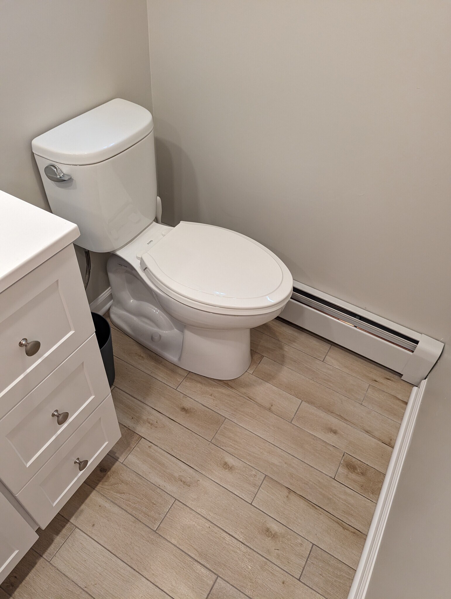 Building Photo - 5454 W Windsor Ave