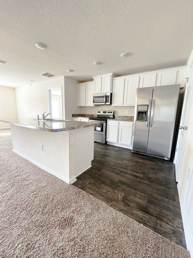Building Photo - 12024 Sea Grove Pl