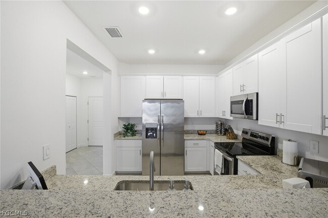 Building Photo - 14303 Pine Lodge Ln