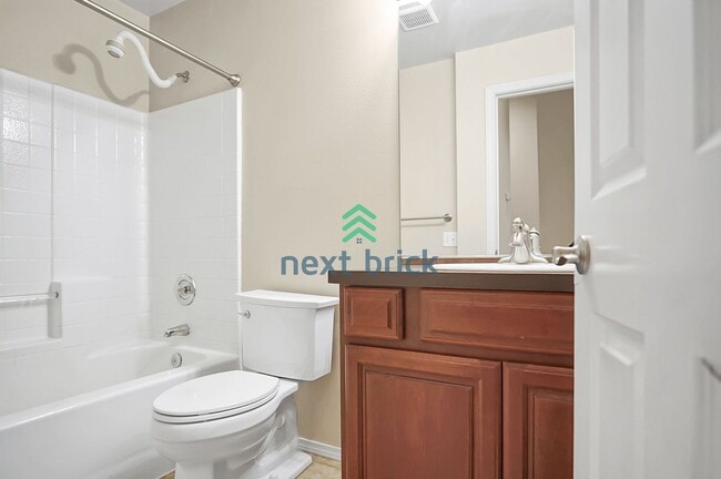 Building Photo - Townhome Available for Rent in Bothell!